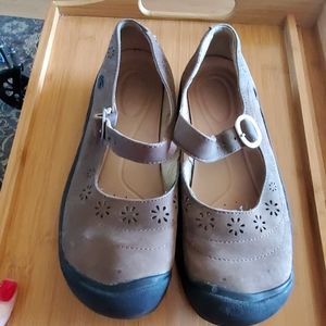 Keen leather flower stamp maryjane